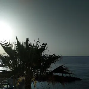 https://al-mare-da-meg.sicilyhotelsitaly.net