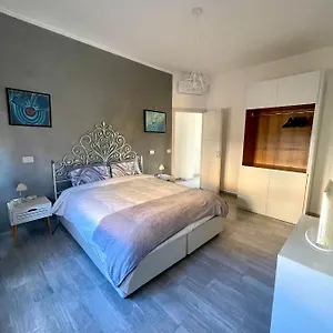 https://le-tre-sorelle-apartments.it-lombardy.com